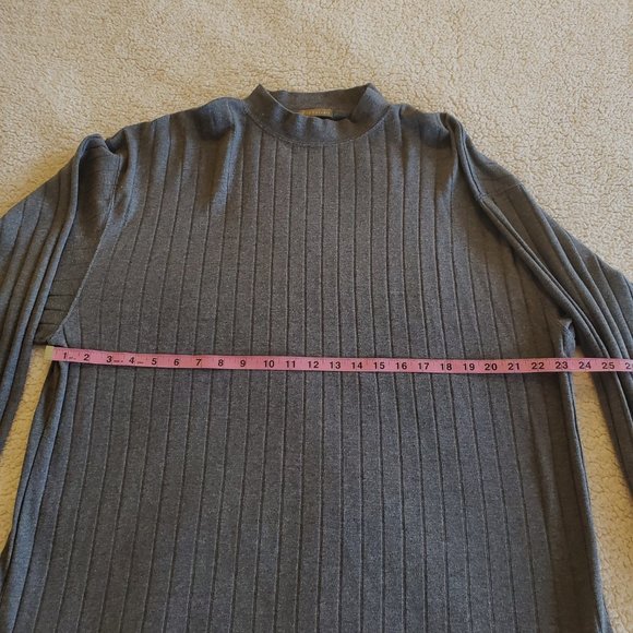 Men's Haggar Clothing Co. Charcoal Gray Mock Turtleneck Shirt, Size Large - Picture 6 of 7
